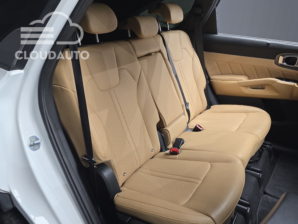2022 Kia Sorento Diesel 2.2 2WD - Image 12