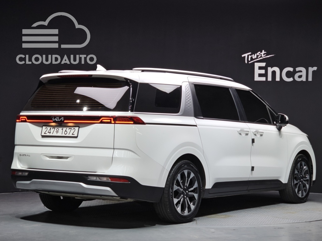 2022 Kia Carnival 9 Prestige - Image 2