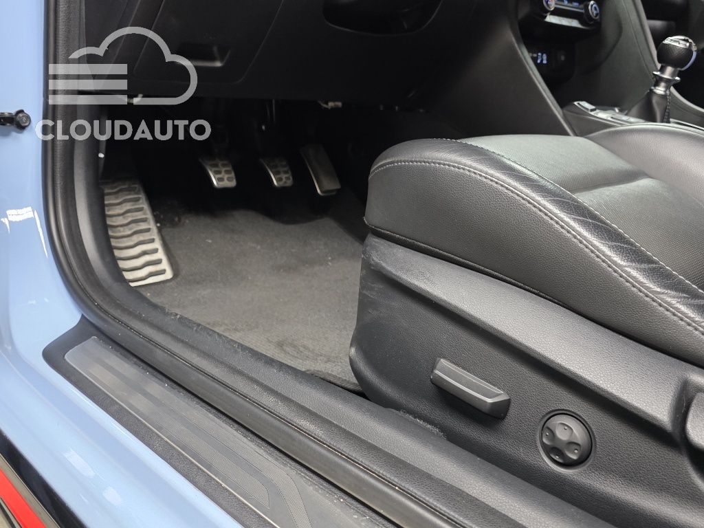 2019 Hyundai Veloster 2.0 N - Image 18