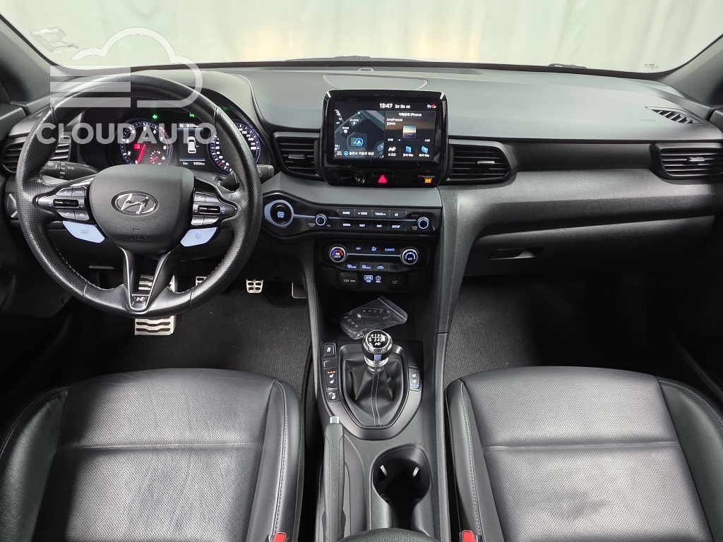 2019 Hyundai Veloster 2.0 N - Image 7