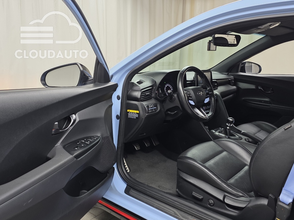 2019 Hyundai Veloster 2.0 N - Image 10