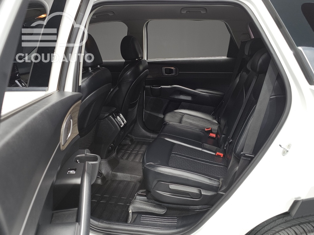 2021 Kia Sorento Diesel 2.2 2WD - Image 11