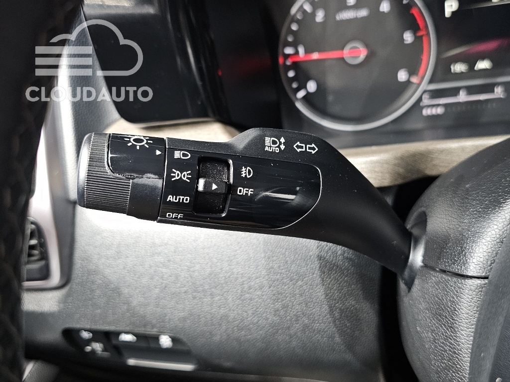 2021 Kia Sorento Diesel 2.2 2WD - Image 15
