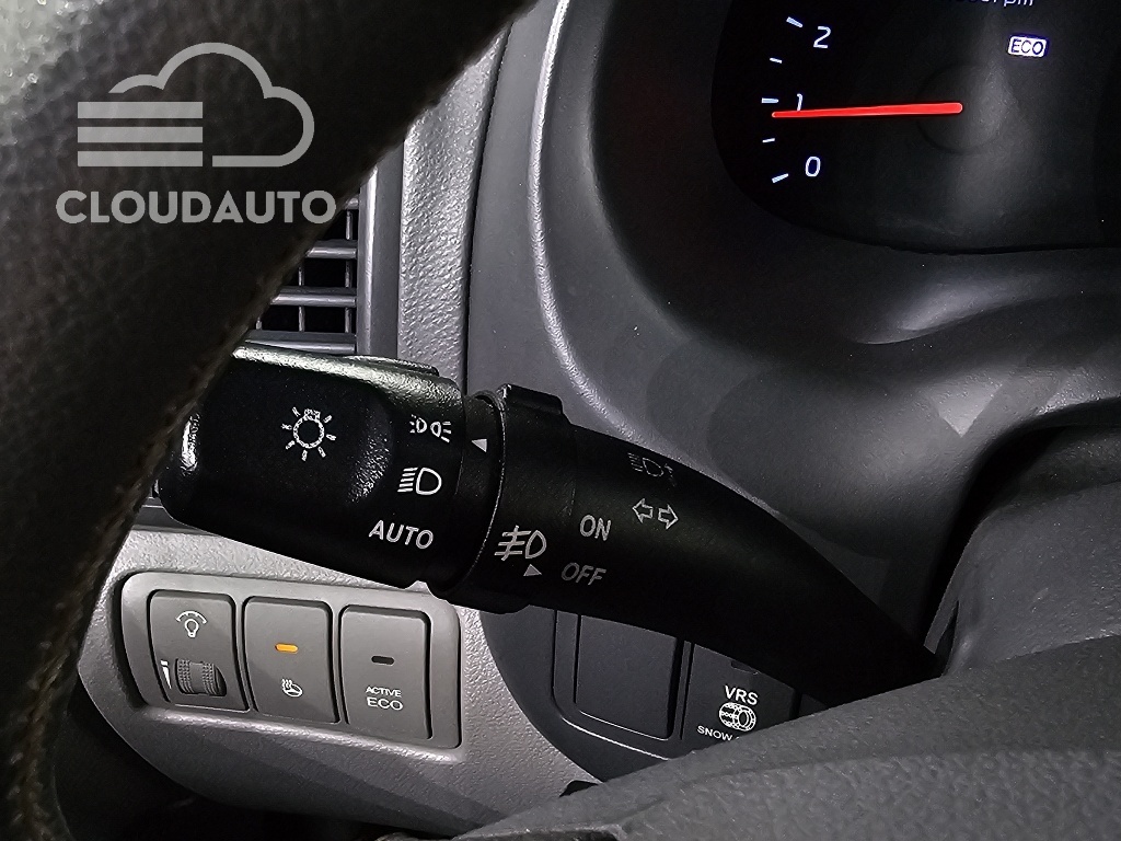 2013 Kia Carnival Grand GLX - Image 30
