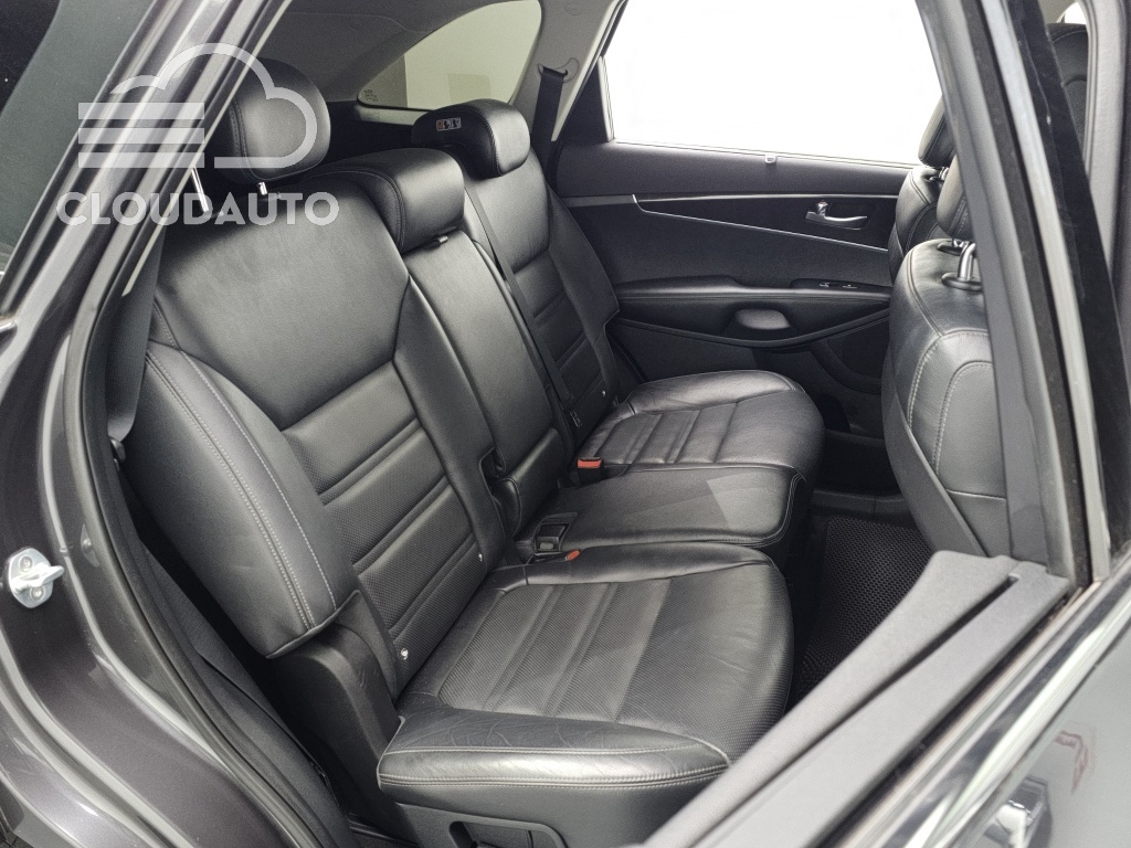 2015 Kia Sorento Diesel 2.0 2WD - Image 12