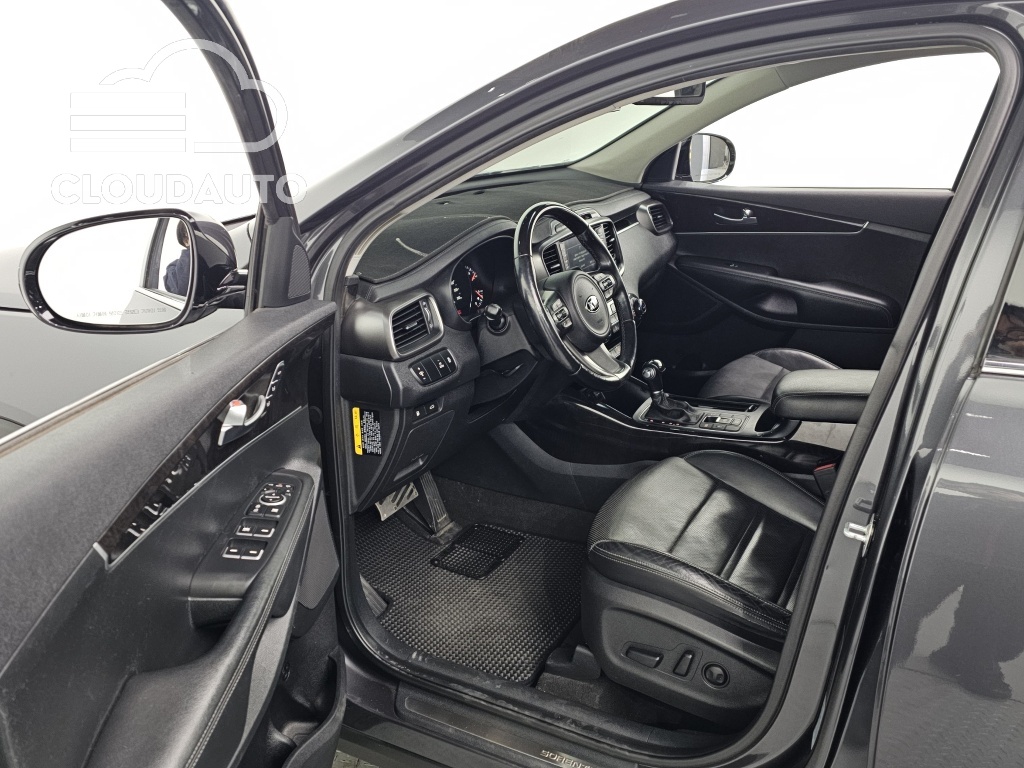 2015 Kia Sorento Diesel 2.0 2WD - Image 10