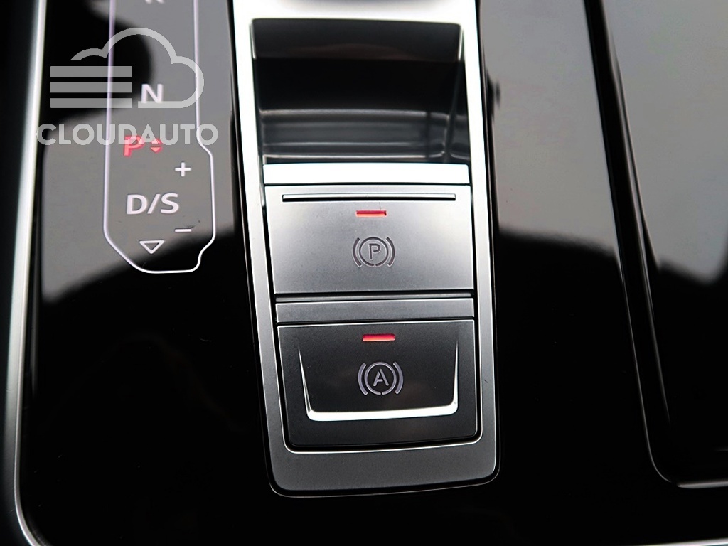 2021 Audi Q8 55 TFSI Premium - Image 17