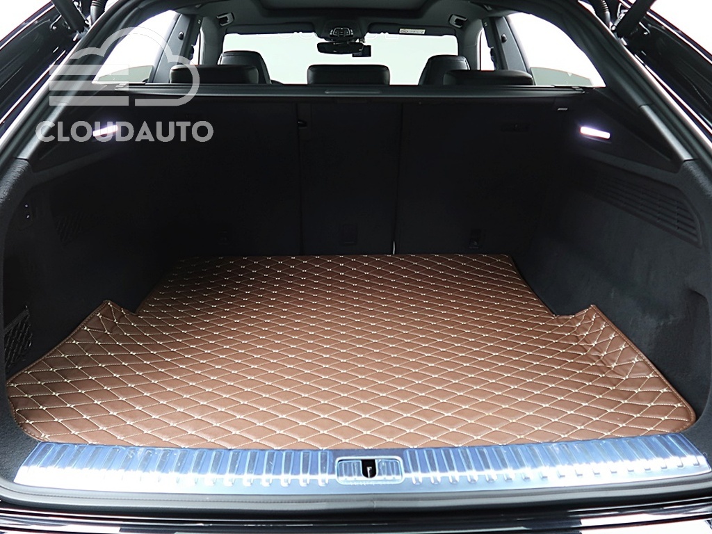 2021 Audi Q8 55 TFSI Premium - Image 7