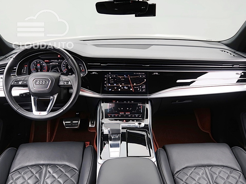2021 Audi Q8 55 TFSI Premium - Image 8
