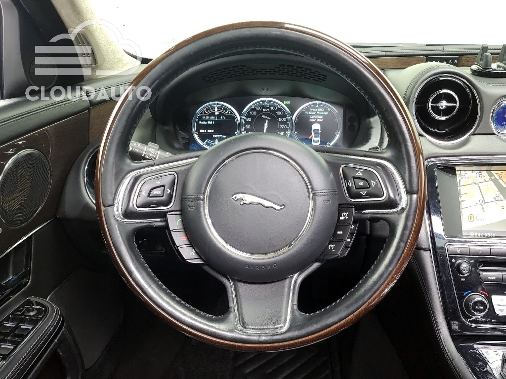 2012 Jaguar XJ 5.0 LWB - Image 14