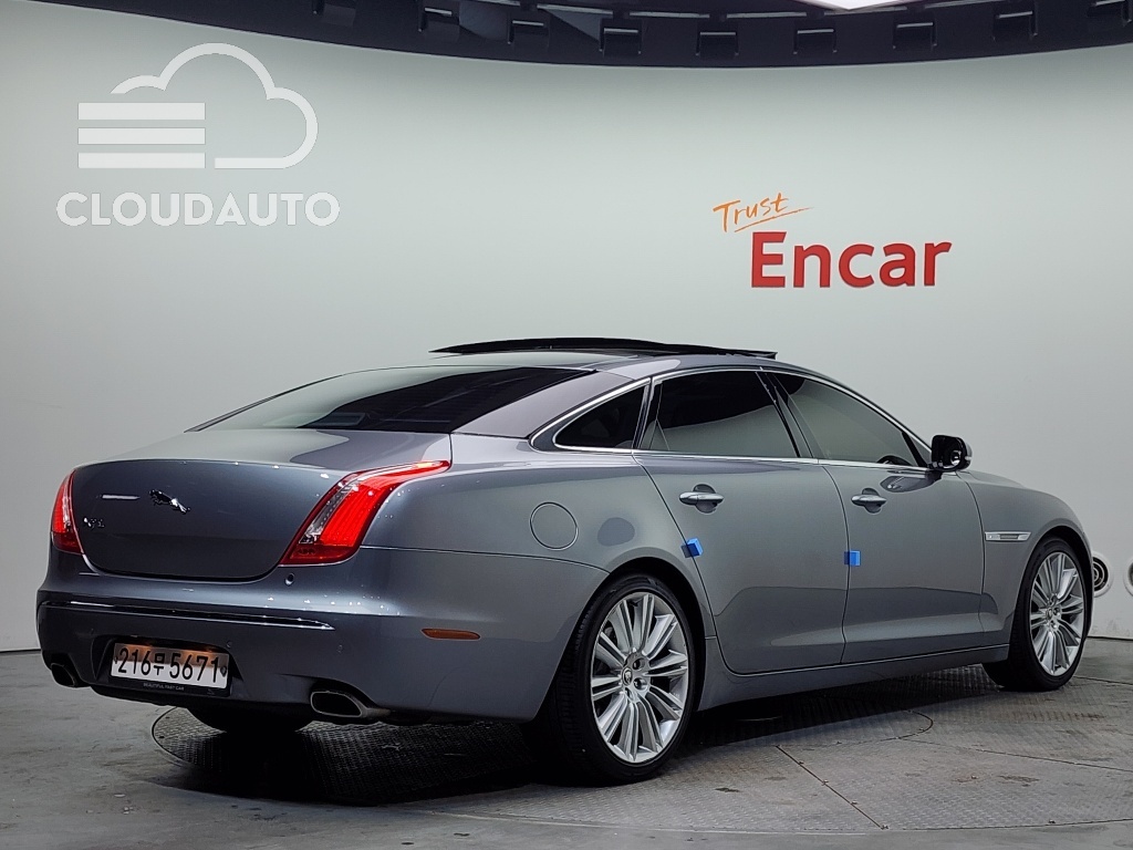 2012 Jaguar XJ 5.0 LWB - Image 2