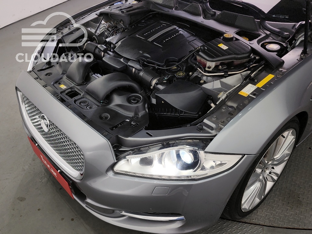 2012 Jaguar XJ 5.0 LWB - Image 6