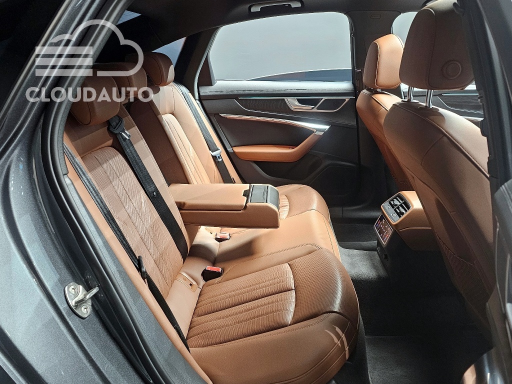 2023 Audi A6 45 TFSI Premium - Image 13