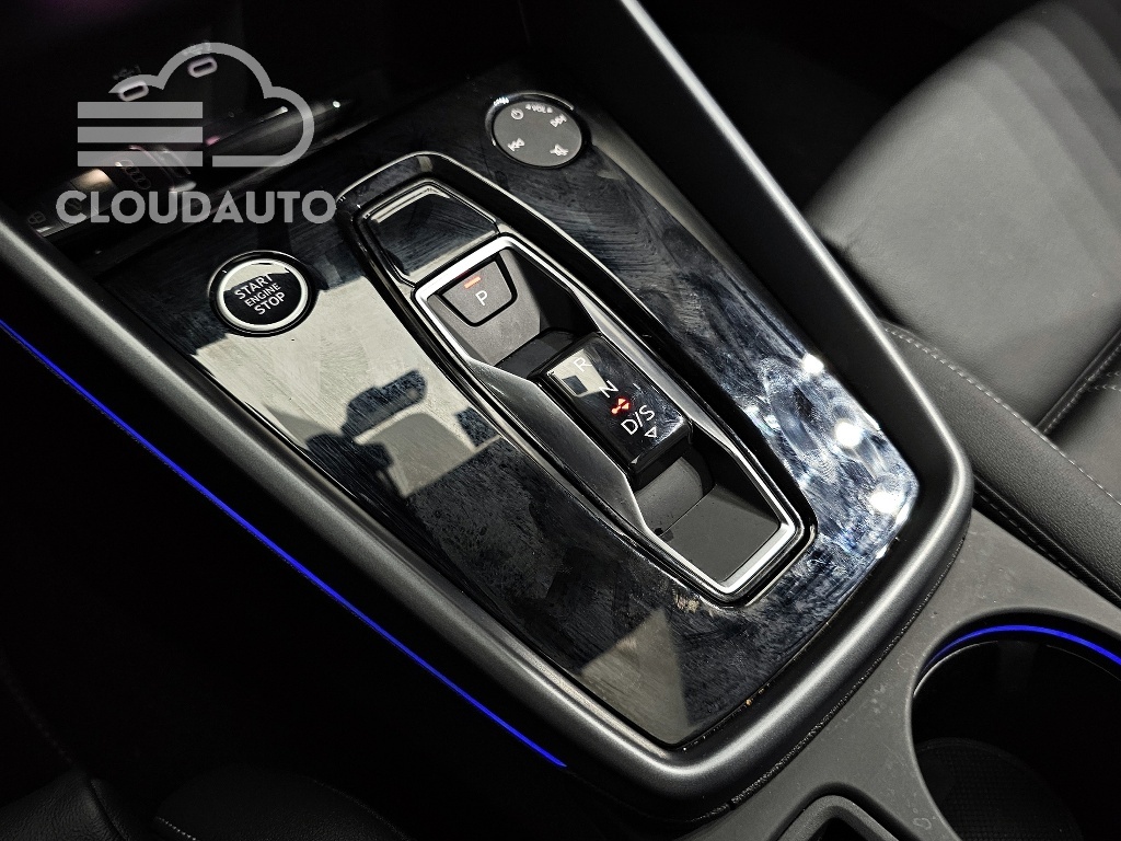 2025 Audi A3 40 TFSI Premium - Image 9