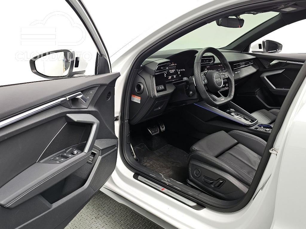 2025 Audi A3 40 TFSI Premium - Image 10