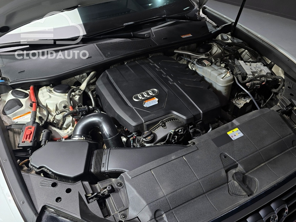 2022 Audi A6 45 TFSI Premium - Image 6