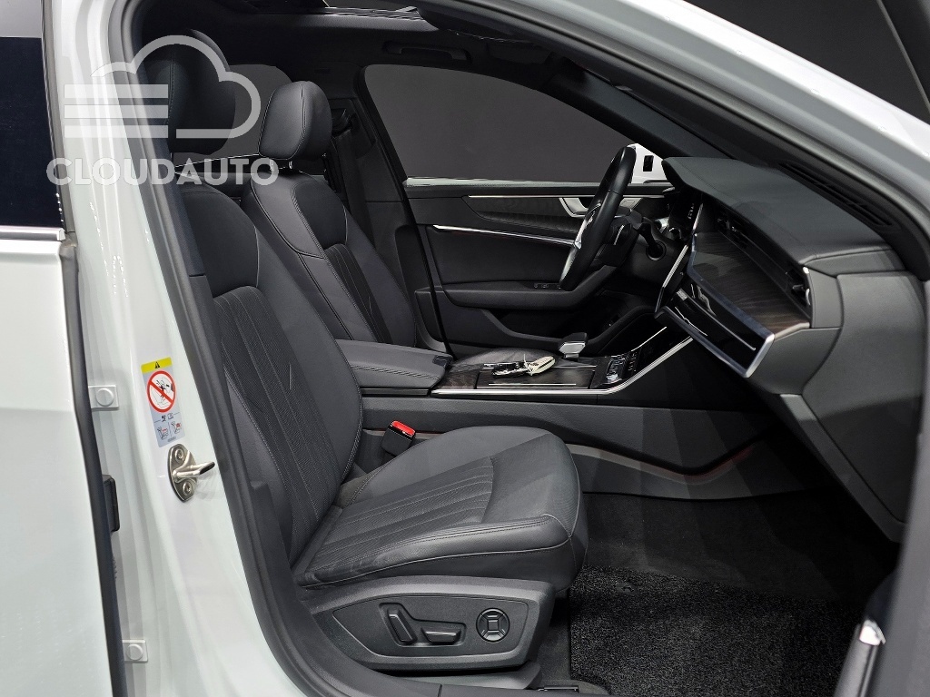 2022 Audi A6 45 TFSI Premium - Image 10