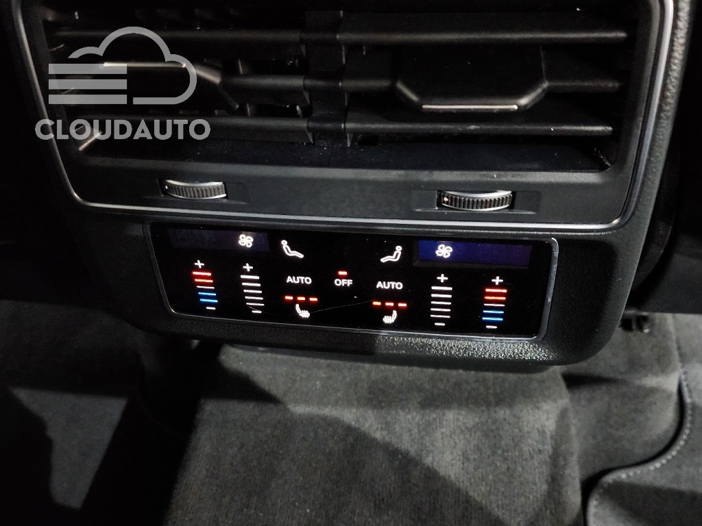2021 Audi Q8 50 TDI Premium - Image 18