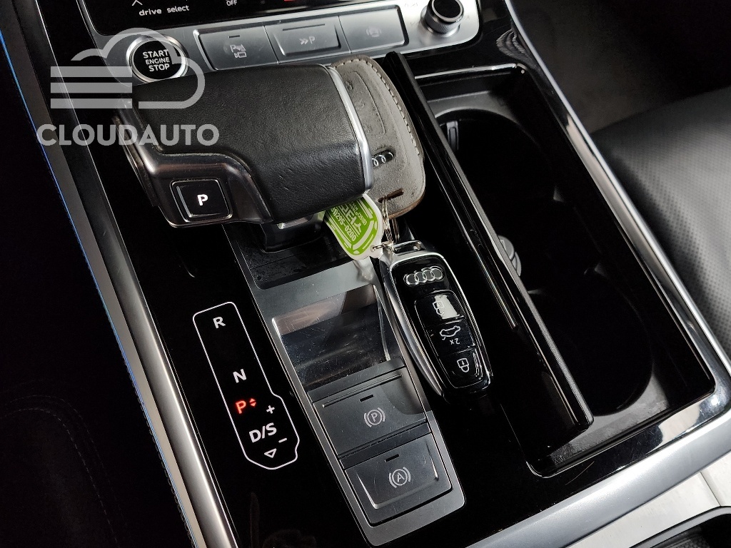 2021 Audi Q8 50 TDI Premium - Image 9