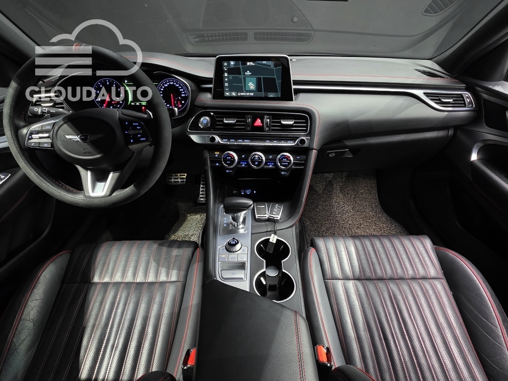 2020 Genesis G70 2.0T - Image 7