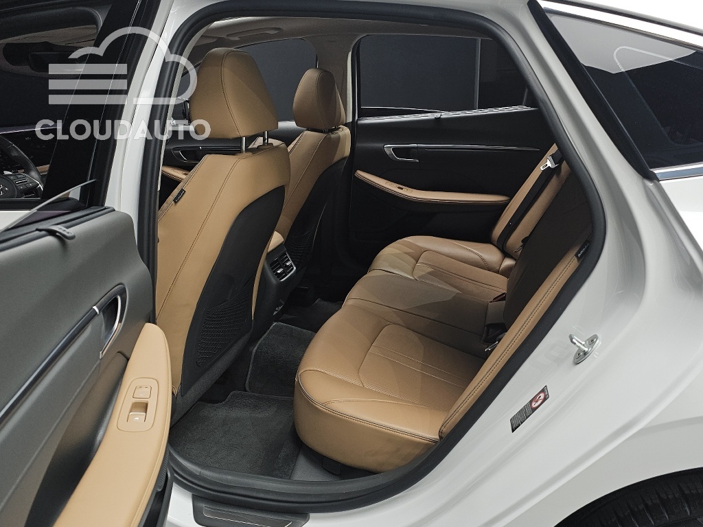 2020 Hyundai Sonata 1.6 Turbo - Image 12