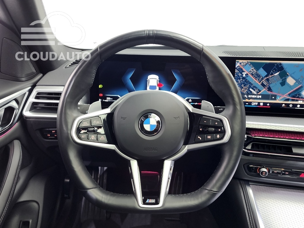 2025 BMW 4 Series 420i M Sport Coupe - Image 13