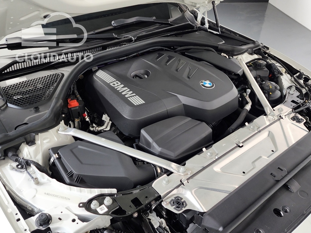 2025 BMW 4 Series 420i M Sport Coupe - Image 6
