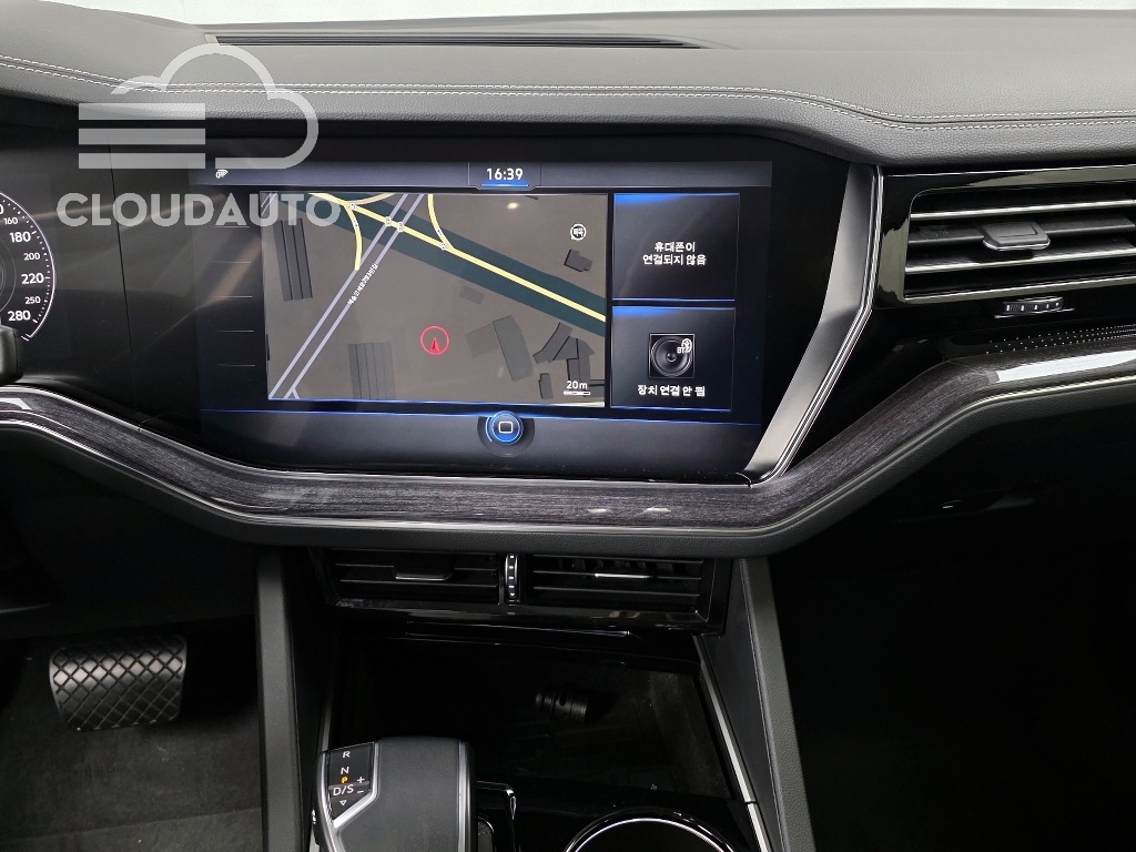 2021 Volkswagen Touareg 3.0 TDI Premium - Image 14