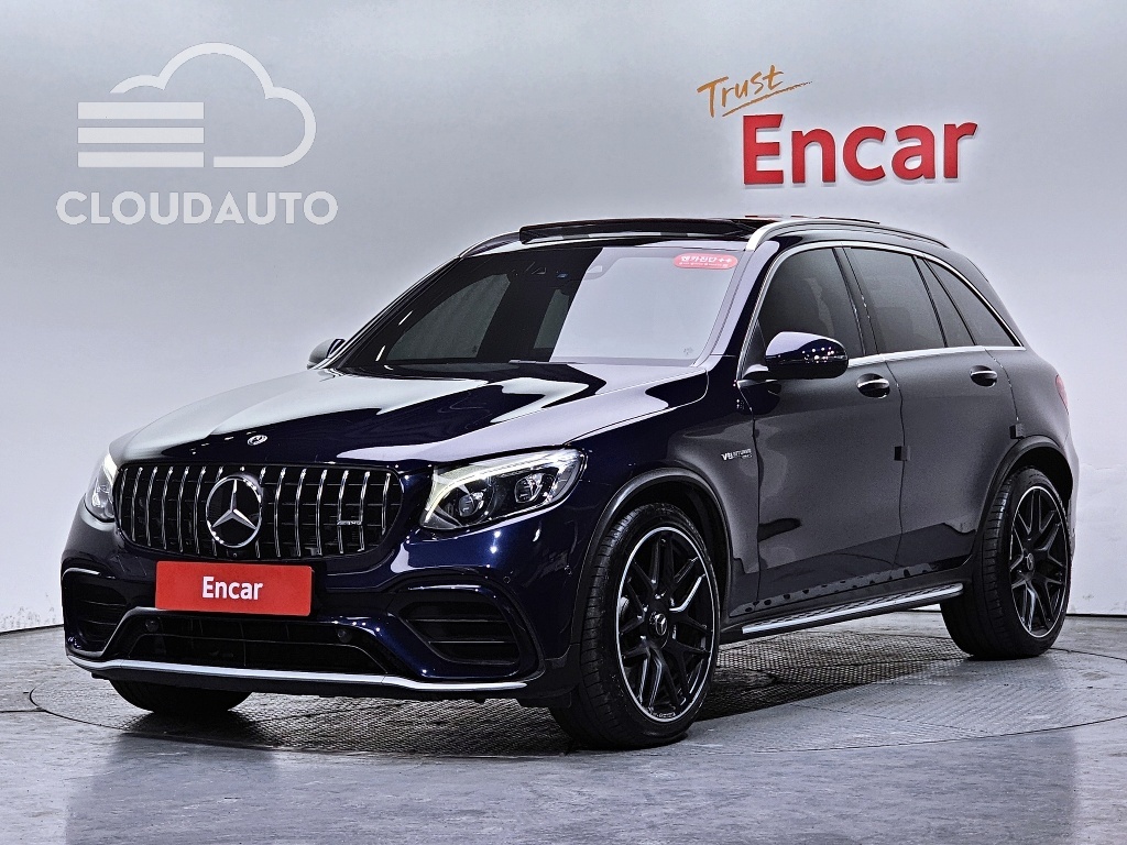 2019 Mercedes-Benz GLC AMG GLC63 4MATIC+ - Image 11