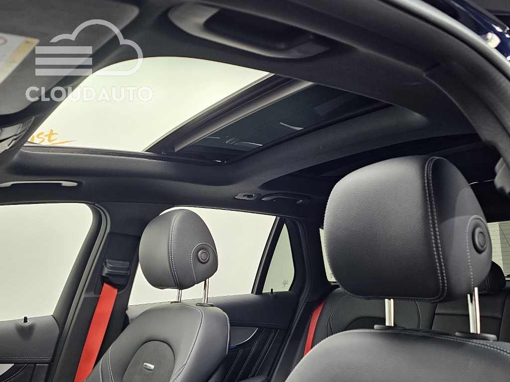 2019 Mercedes-Benz GLC AMG GLC63 4MATIC+ - Image 20