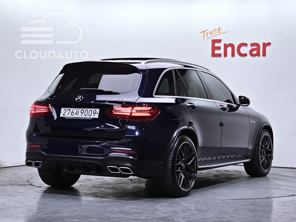 2019 Mercedes-Benz GLC AMG GLC63 4MATIC+ - Image 2
