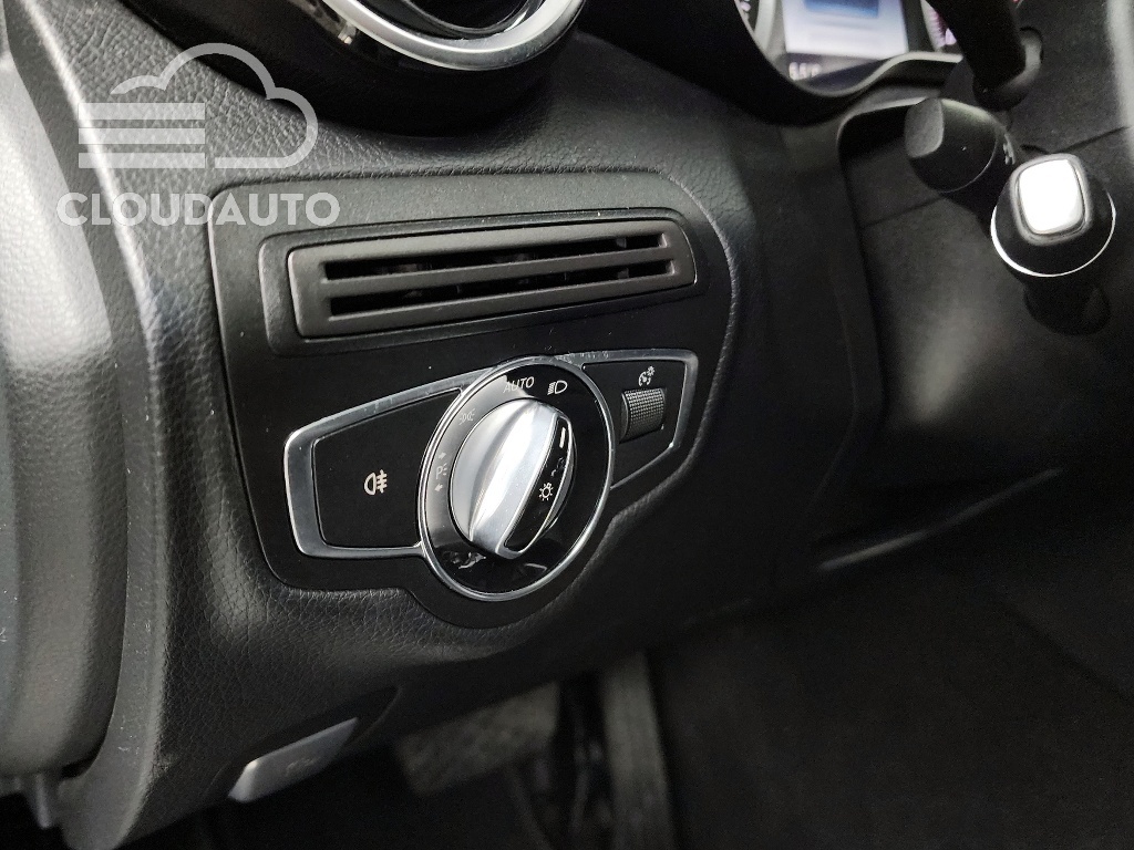 2016 Mercedes-Benz C-Class C200 - Image 16