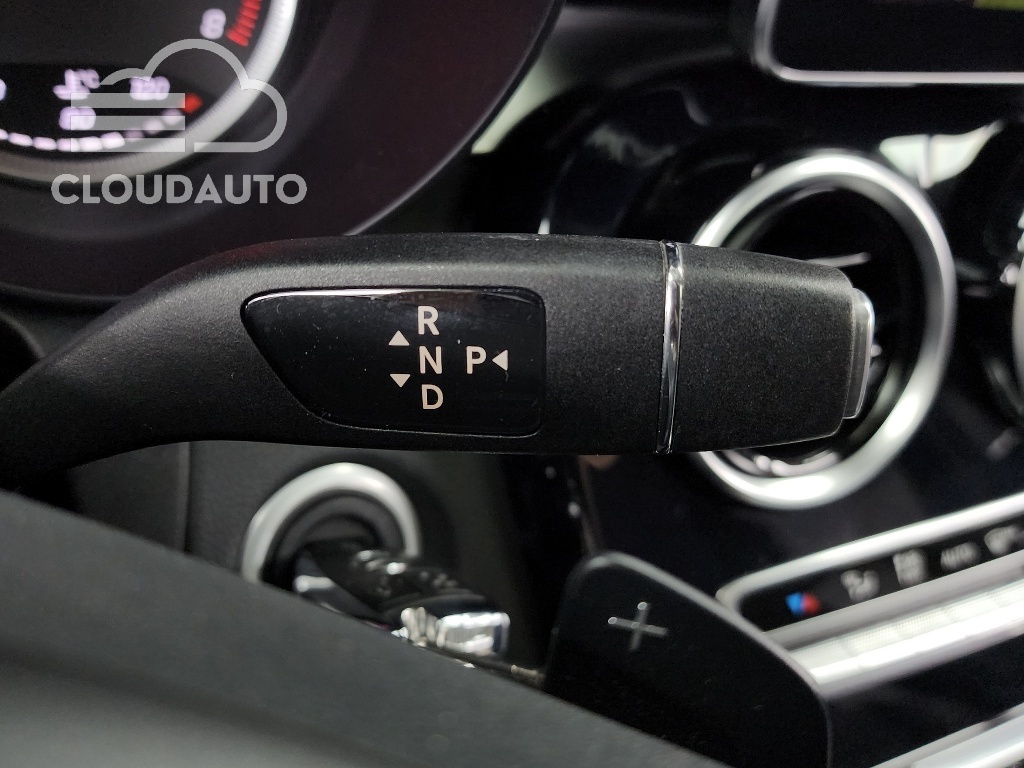 2016 Mercedes-Benz C-Class C200 - Image 9