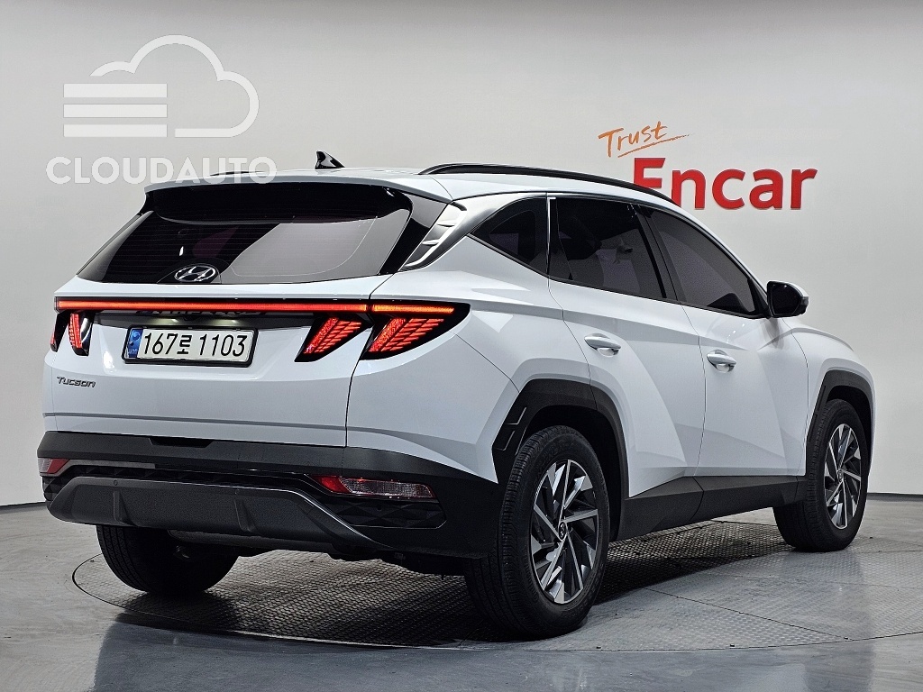 2021 Hyundai Tucson 2WD - Image 2