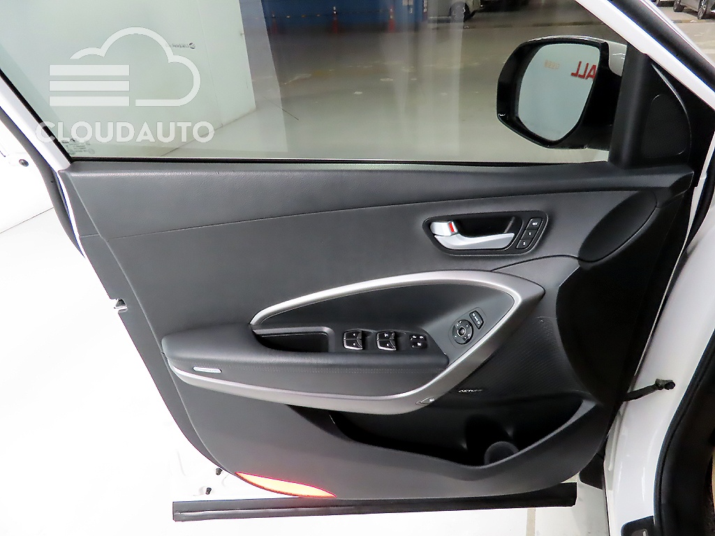 2015 Hyundai Santa Fe Diesel 2.0 4WD Exclusive - Image 15