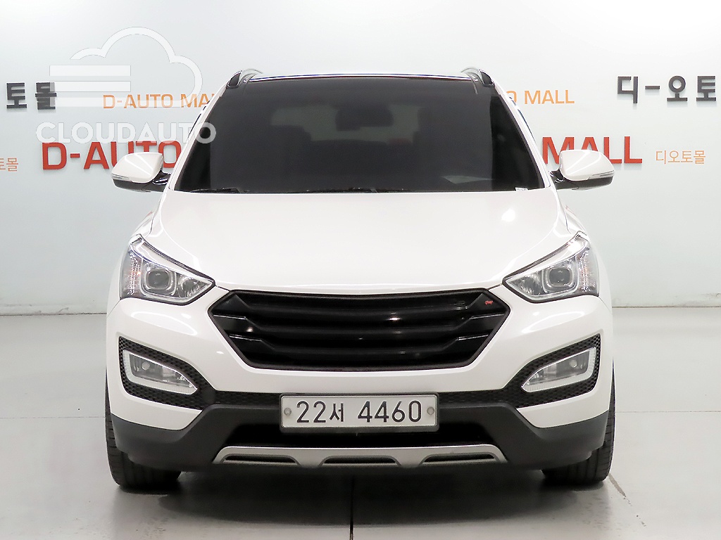 2015 Hyundai Santa Fe Diesel 2.0 4WD Exclusive - Image 2