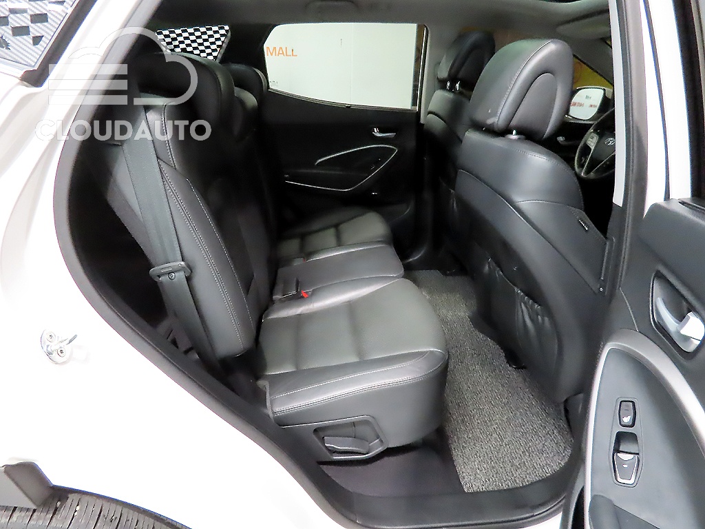 2015 Hyundai Santa Fe Diesel 2.0 4WD Exclusive - Image 8