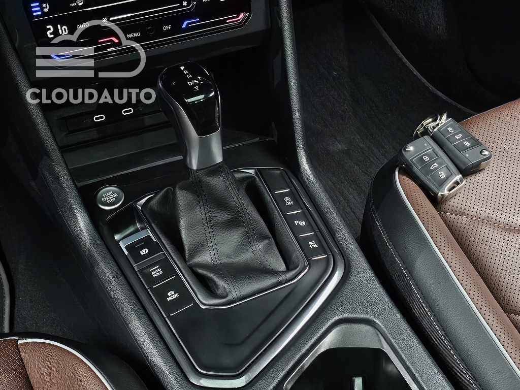 2023 Volkswagen Tiguan 2.0 TSI Prestige - Image 9
