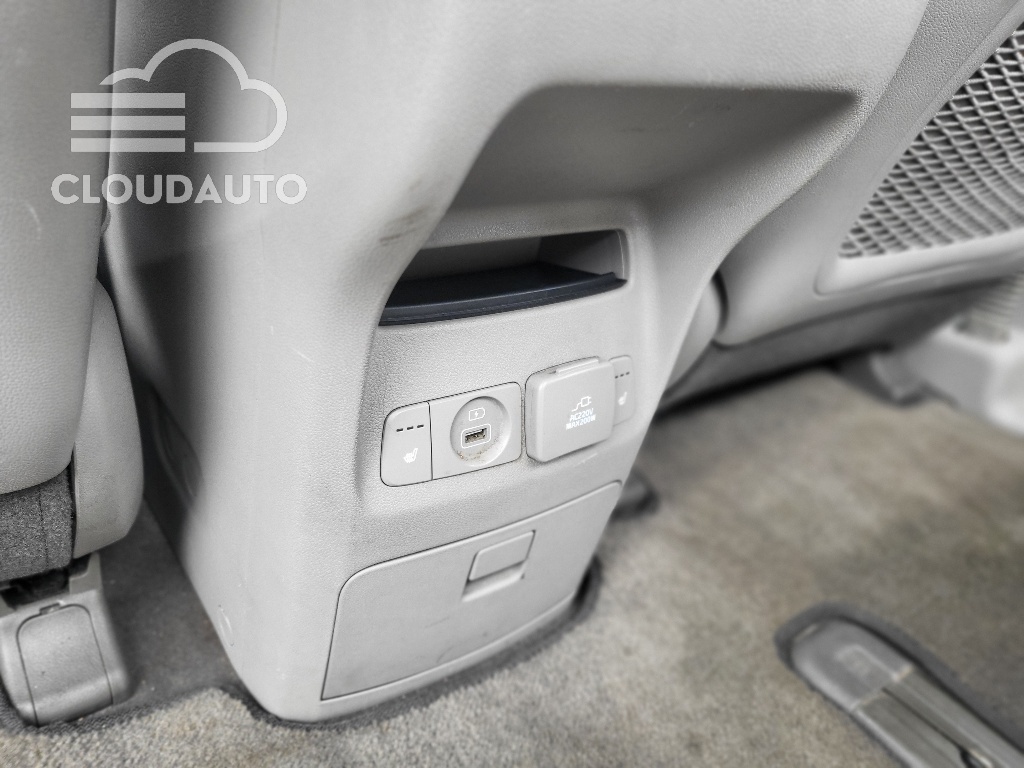 2016 Kia Carnival 9 Noblesse - Image 15