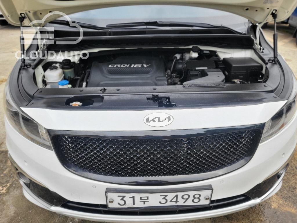 2016 Kia Carnival 9 Noblesse - Image 2