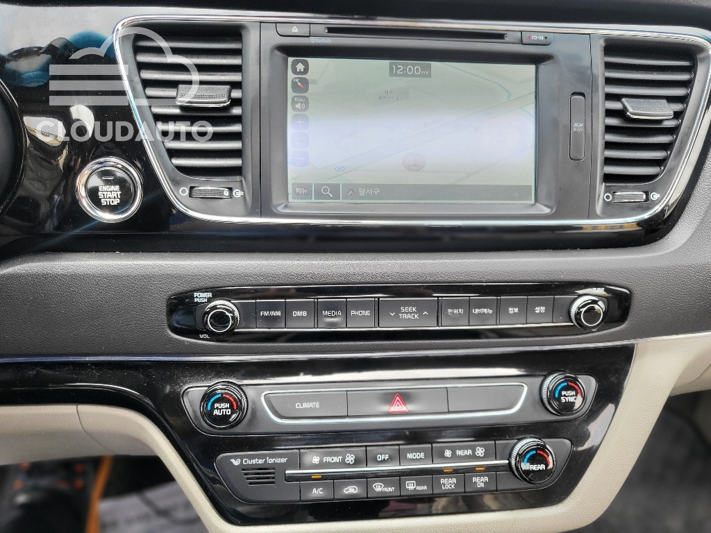 2016 Kia Carnival 9 Noblesse - Image 8
