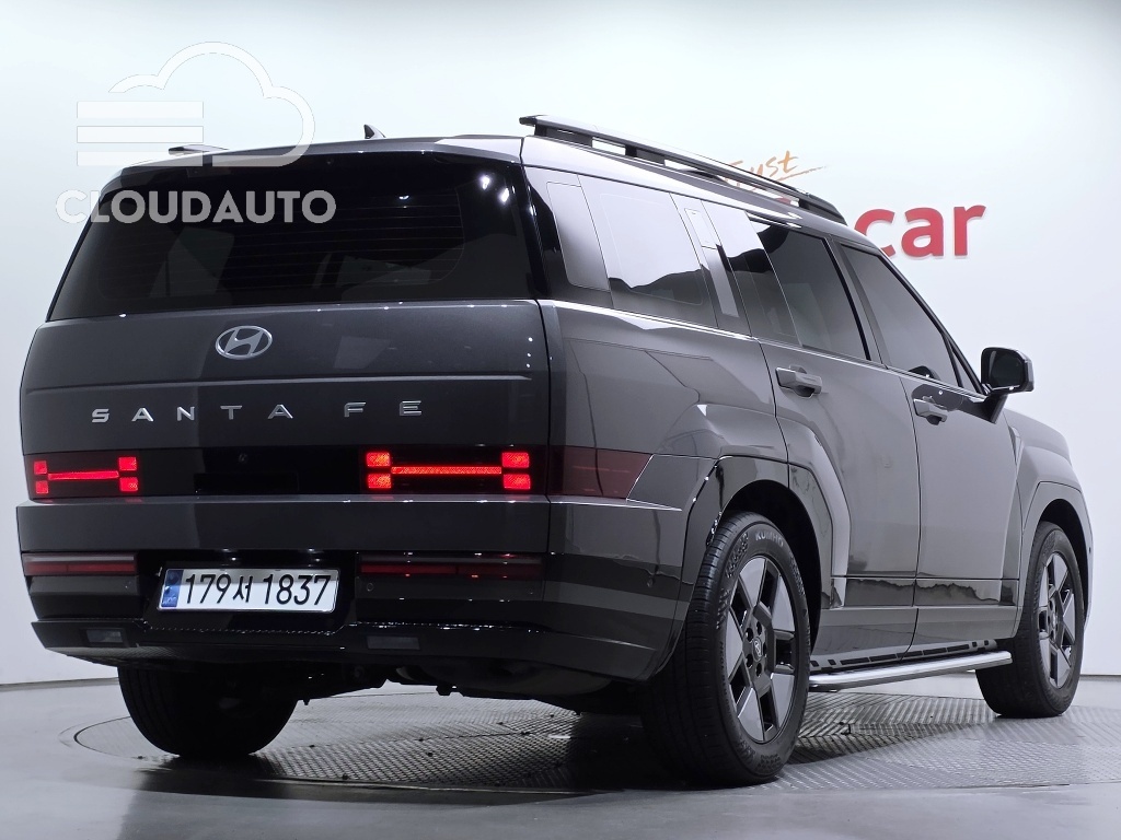 2024 Hyundai Santa Fe HEV 1.6 2WD - Image 2