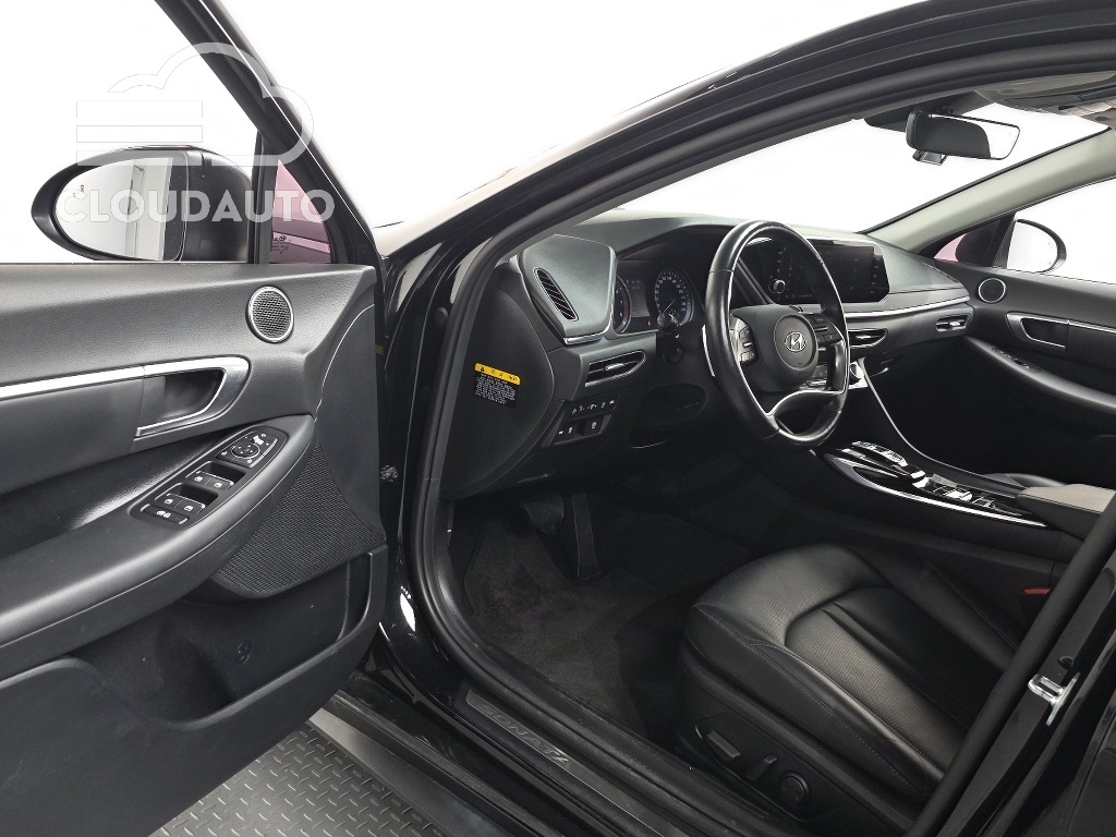 2020 Hyundai Sonata 2.0 - Image 10