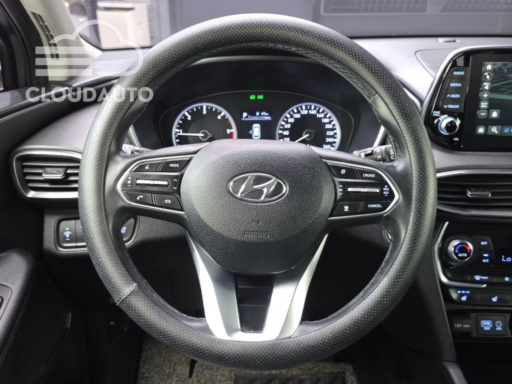 2019 Hyundai Santa Fe Diesel 2.0 4WD - Image 12