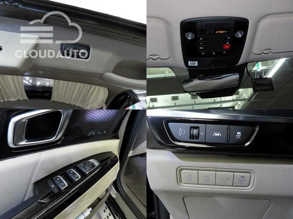 2023 Kia Carnival Gasoline 4 - Image 16