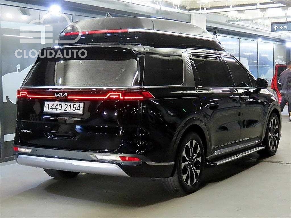 2023 Kia Carnival Gasoline 4 - Image 4