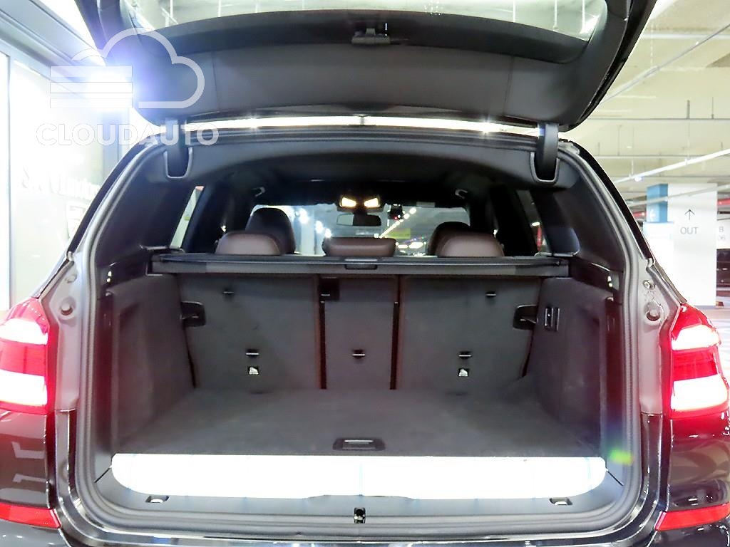 2021 BMW X3 xDrive 30e M Sports - Image 16