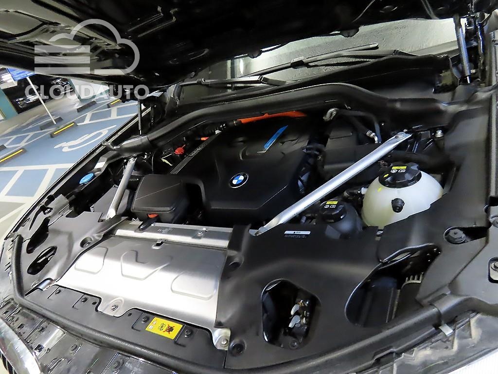 2021 BMW X3 xDrive 30e M Sports - Image 19