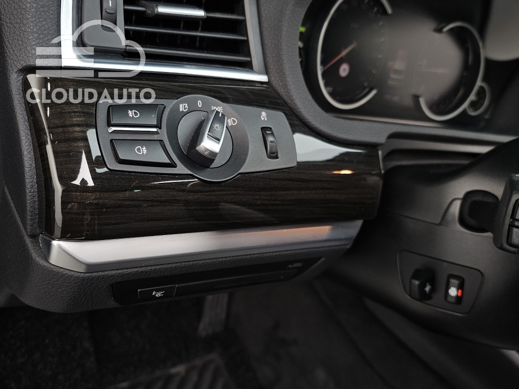 2014 BMW 5 Series GT GT ED Edition - Image 18