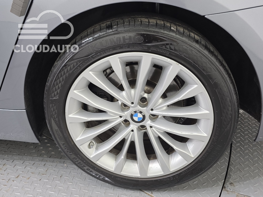 2018 BMW 5 Series 520d Luxury Edition - Image 21